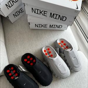 Nike Mind 001