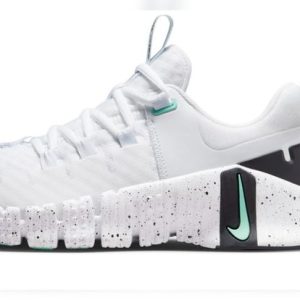 White emerald Nike Women's Free Metcon 5