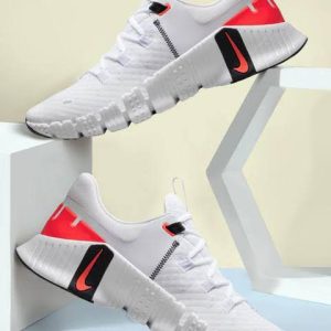 Crimsom Nike Free Metcon 5
